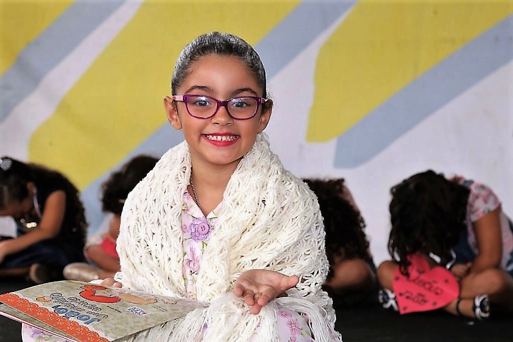 Colégio Amadeus comemora dia dos avós